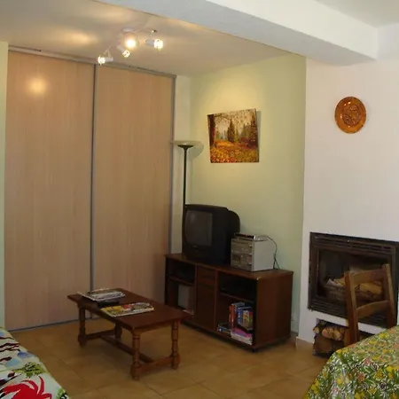 Holiday home Independant Huparlac