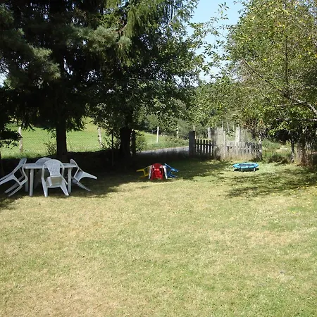 Holiday home Independant Huparlac